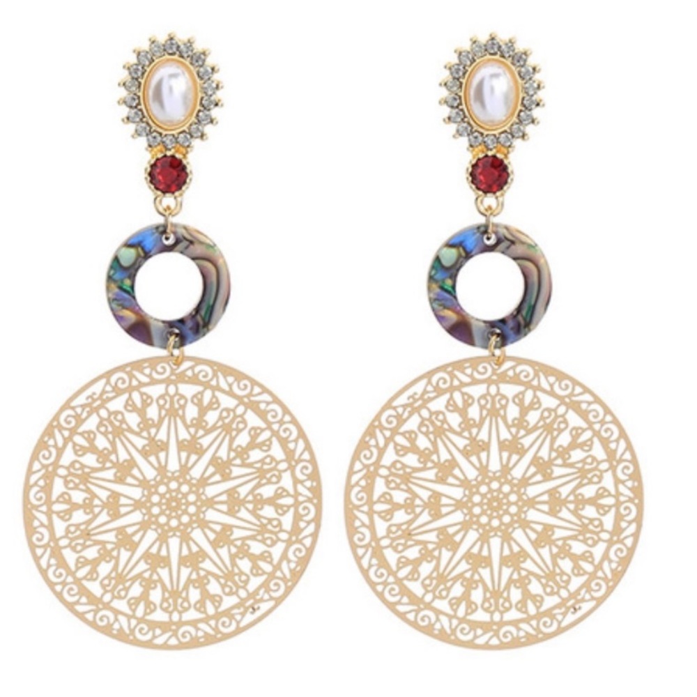 Trendy Clip On Earrings